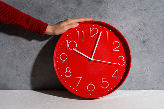 Timekeeping Objects as Decorative Elements