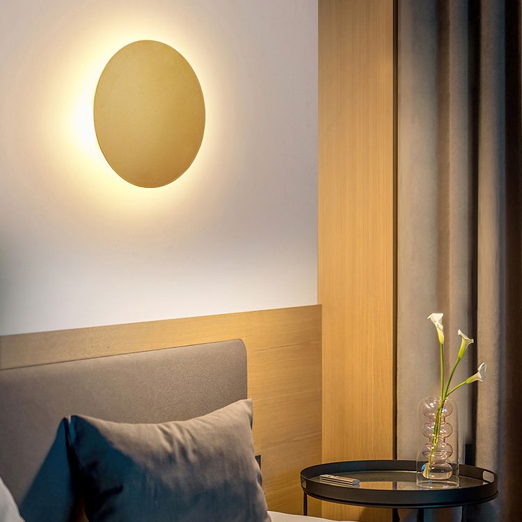 Lunora Living – Solaro Modern Round Wall Lamp for Ambient Bedroom Lighting