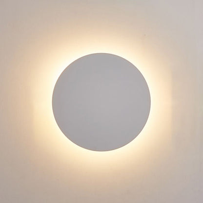 Lunora Living – Solaro Modern Round Wall Lamp for Ambient Bedroom Lighting